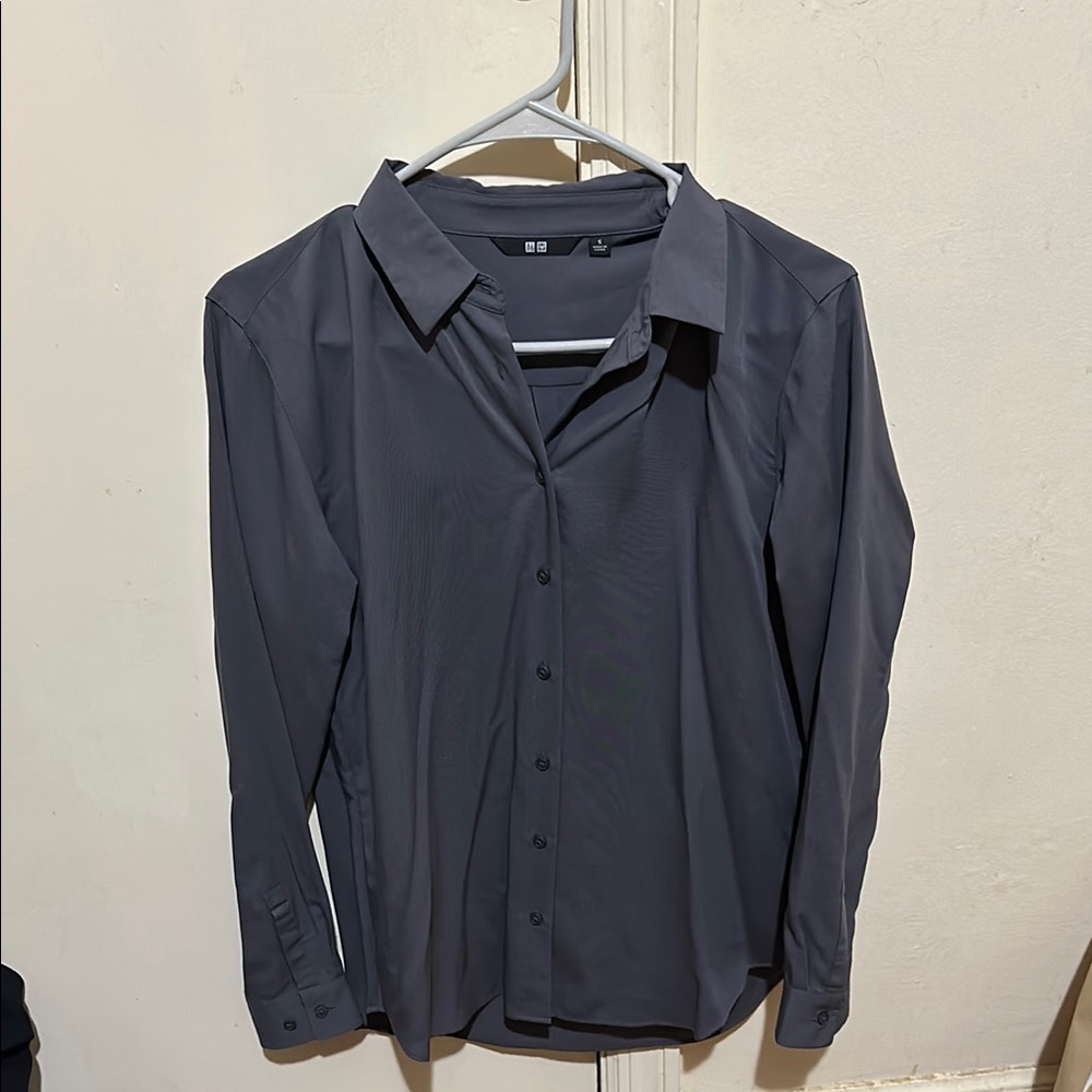 UNIQLO Women’s Collar Long Sleeve Blouse